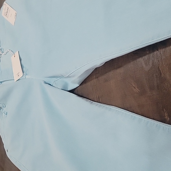 Good American Straight Leg Jeans in Light Blue - Picture 5 of 6
